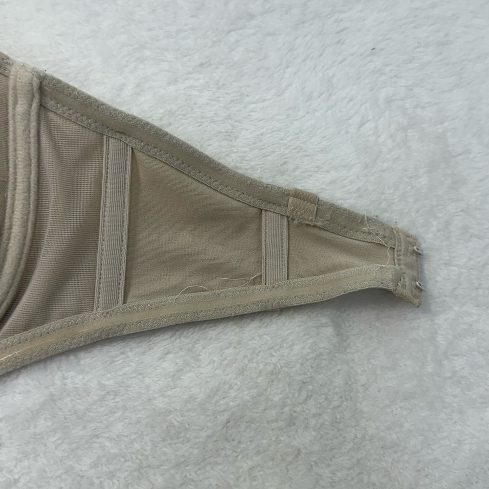 Victoria's Secret Strapless Push Up Cream Contour Bra Intimates - Picture 8 of 8